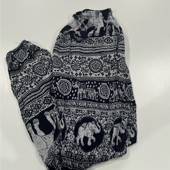 Karma Circle Elephant Print women’s pants 100% cotton navy blue and White S - Picture 4 of 5